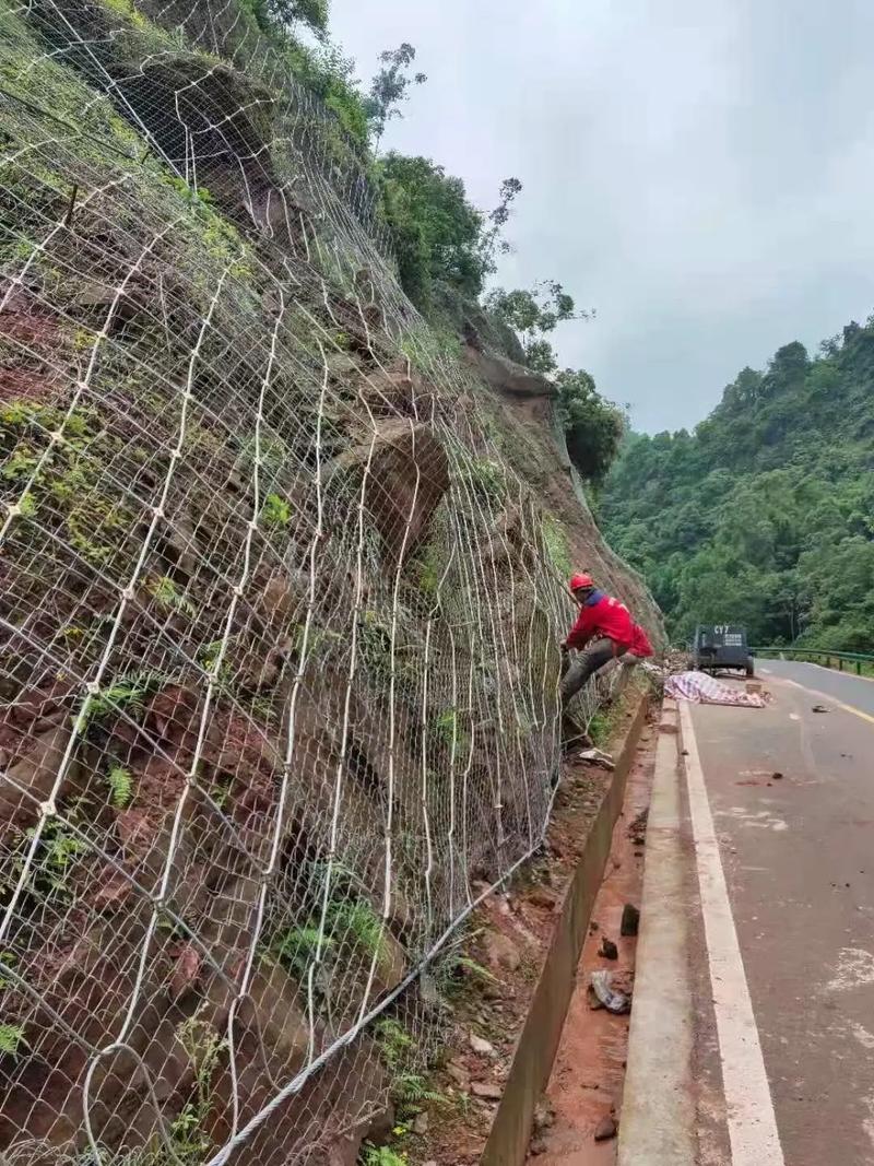 平顶山石龙区边坡绿化防护